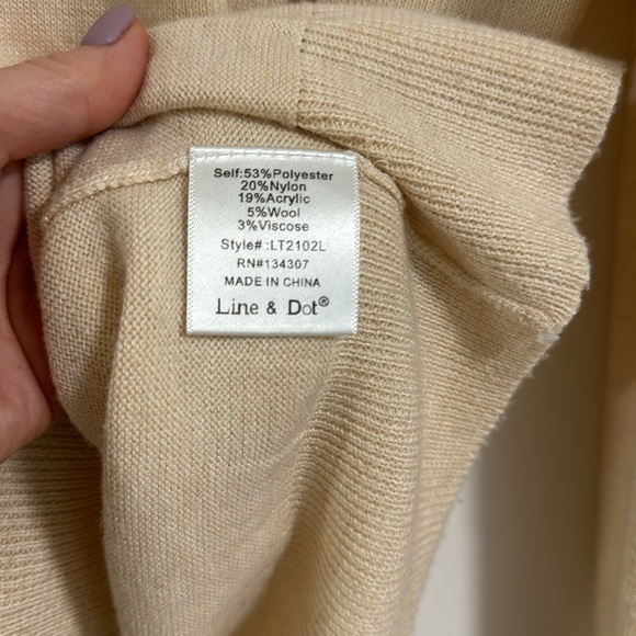 Line & Dot Mia Contrast Sweater from ShopBop - Picture 4 of 5